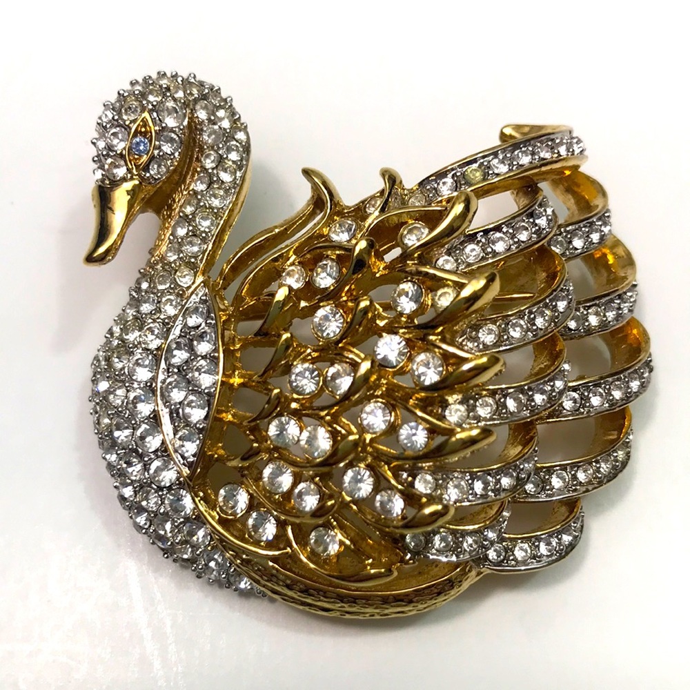 Nolan Miller vintage gold tone and rhinestone swan pin, VGVC